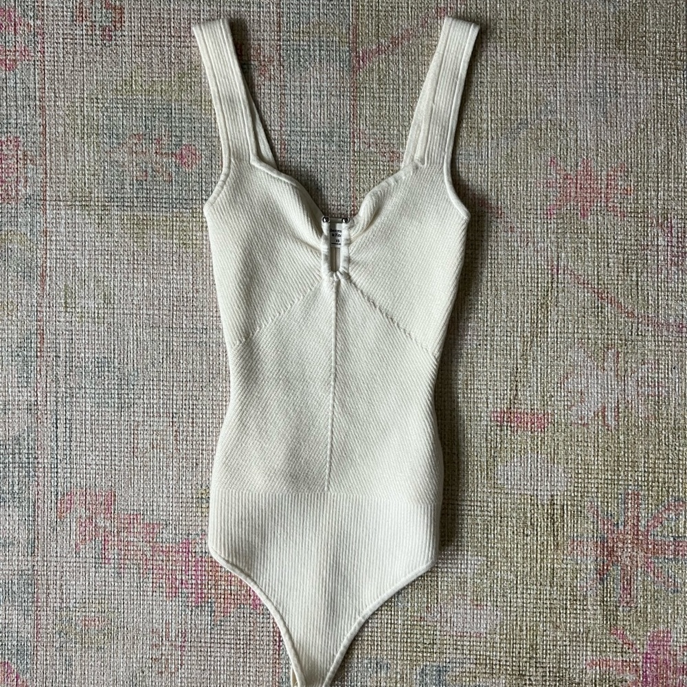 Abercrombie white bodysuit nwot